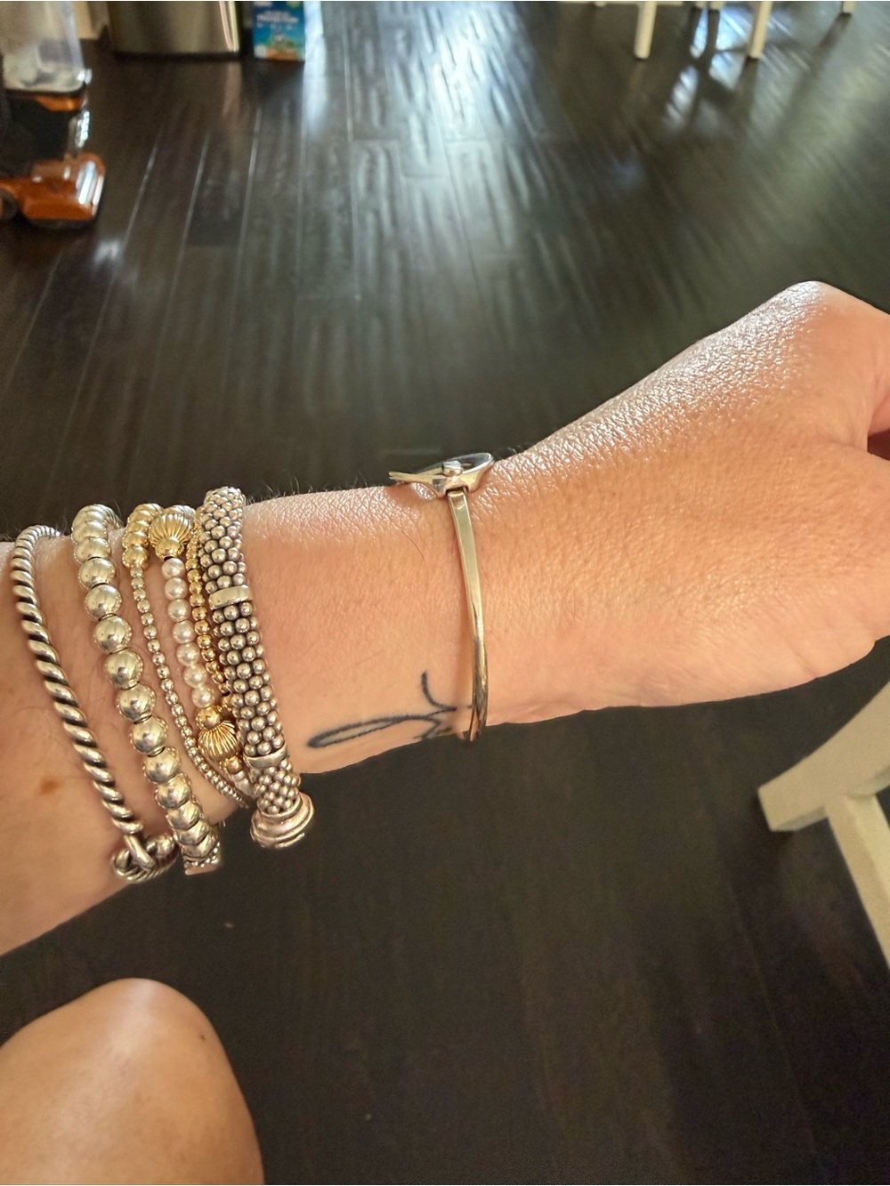 James Avery Silver Infinity Link Bracelet - Picture 4 of 8